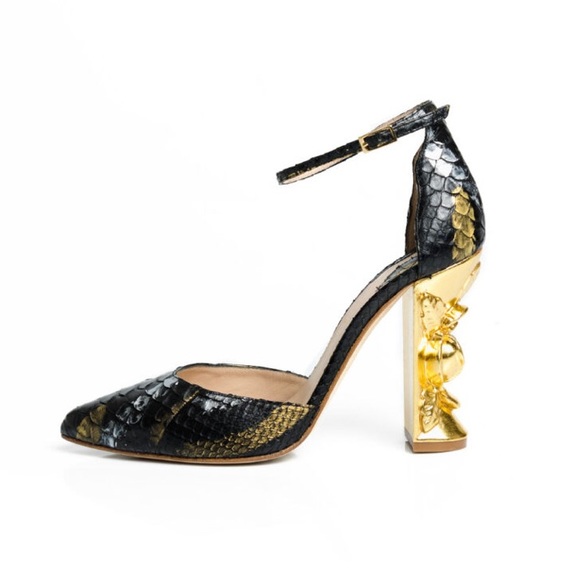 Jacqueline Moncayo Carbonel Gold/Black – Baroque Collection Heels - Picture 1 of 5